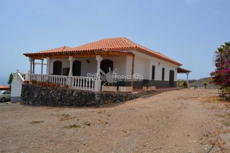 Загородный дом в Las Cancelas, Adeje - 600 000 €