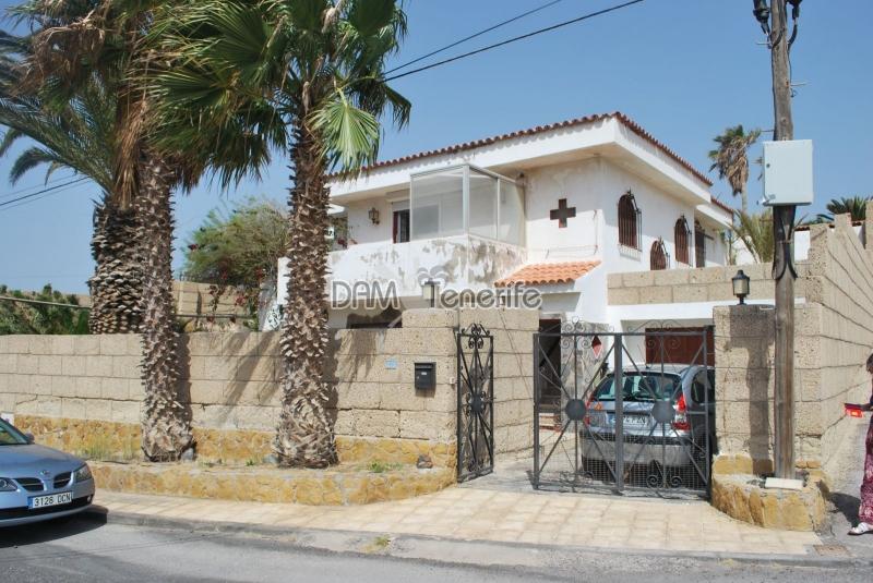 Дом в La Mareta, Granadilla - 283 000 €