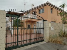 Элитный загородный дом в Charco del Pino, Granadilla - 550 000 €