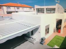 Вилла, El Medano, Granadilla, Продажа недвижимости на Тенерифе 759 000 €